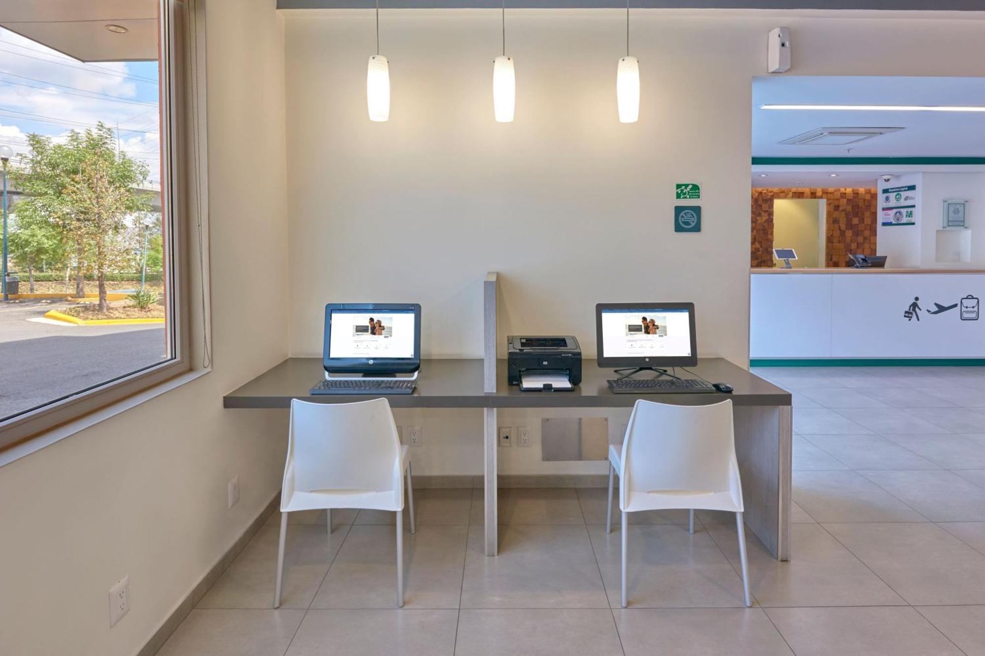 City Express Junior By Marriott Leon Centro De Convenciones Exterior foto