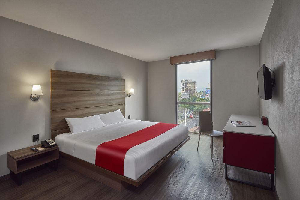City Express Junior By Marriott Leon Centro De Convenciones Exterior foto
